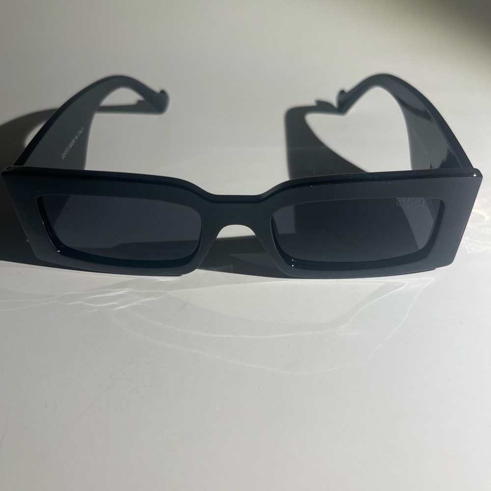 Black Gucci Rectangular Sunglasses